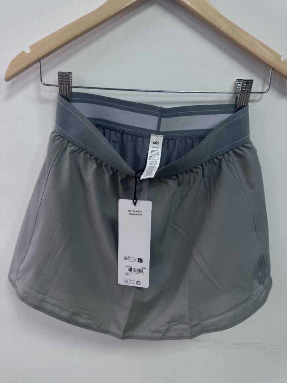 Alo Yoga Match Point Tennis Skirt Grey NWT 🤍 Sporty Skort Tennis Pickleball - Picture 4 of 9